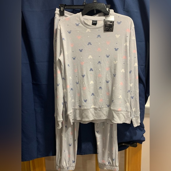 NWT Disney 2-piece pajama set - Picture 5 of 9